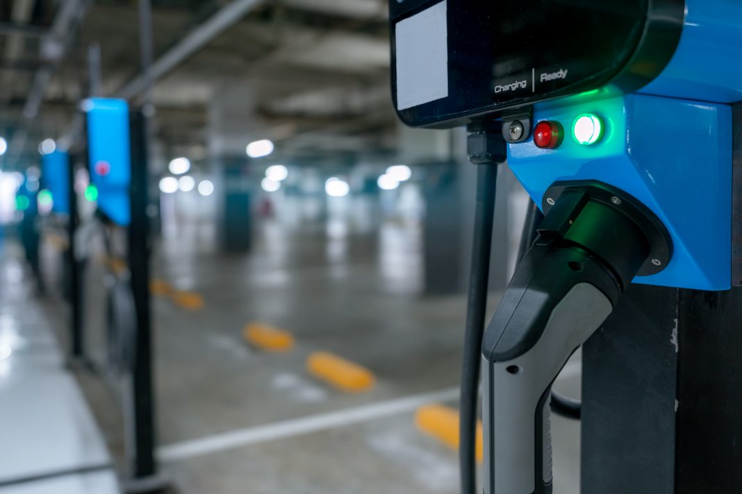 Electric car charging station Electric Vehicle charging stations for batteries green and ready